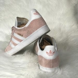 Adidas Gazelle - women, pink, size 8.5